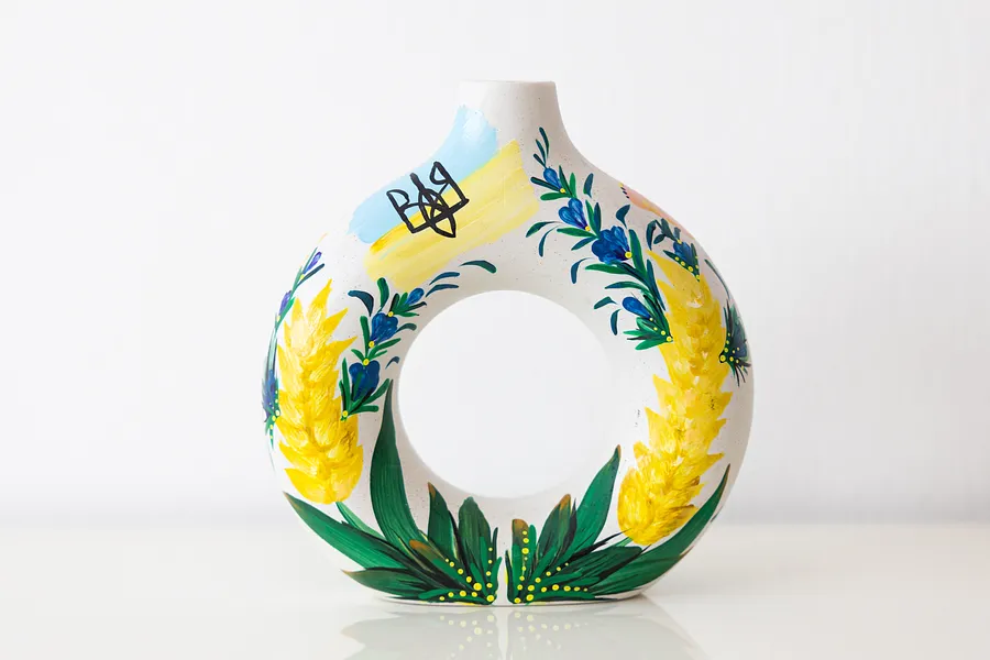 Image of photo-30 by Nataliya Garbovska